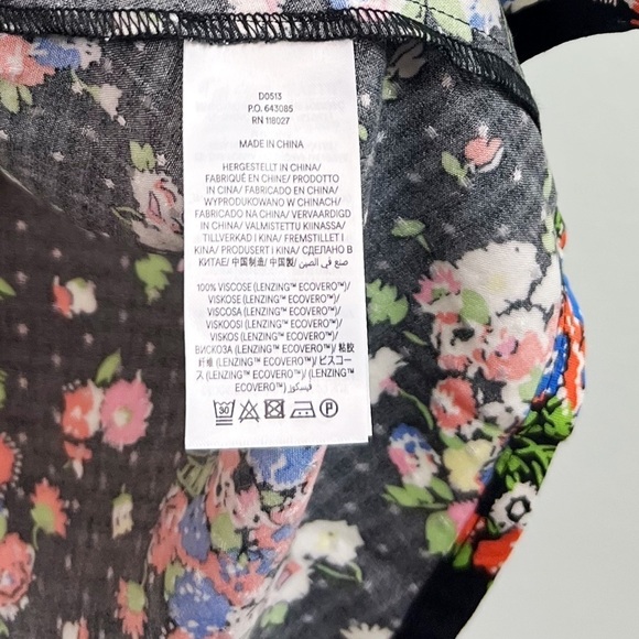 NWT Boden Crew Neck Fit-and-Flare Dress Black, Wild Cluster - Picture 7 of 7